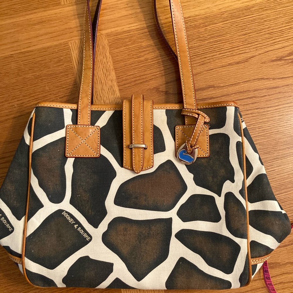 Vintage Dooney & Bourke Giraffe Print Large Handbag -Brown and Tan